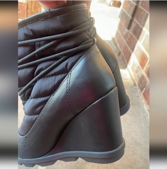 🍂🍁NWOT Shoe dazzle ERTHA faux Fur Lined Boots! 10 - Picture 5 of 8